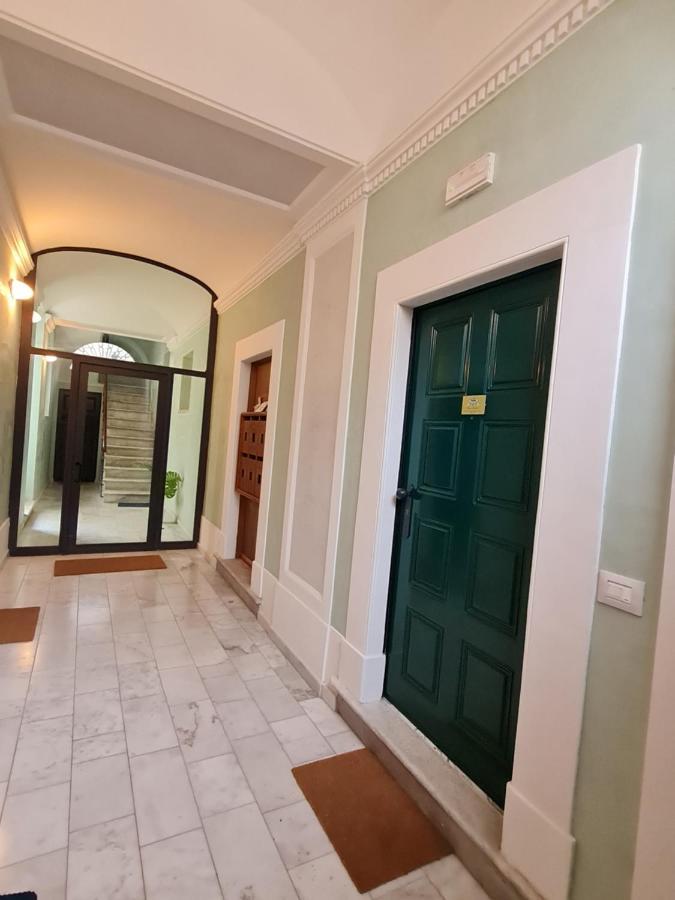 Casa Giulia Apartment ลาควิลา ภายนอก รูปภาพ